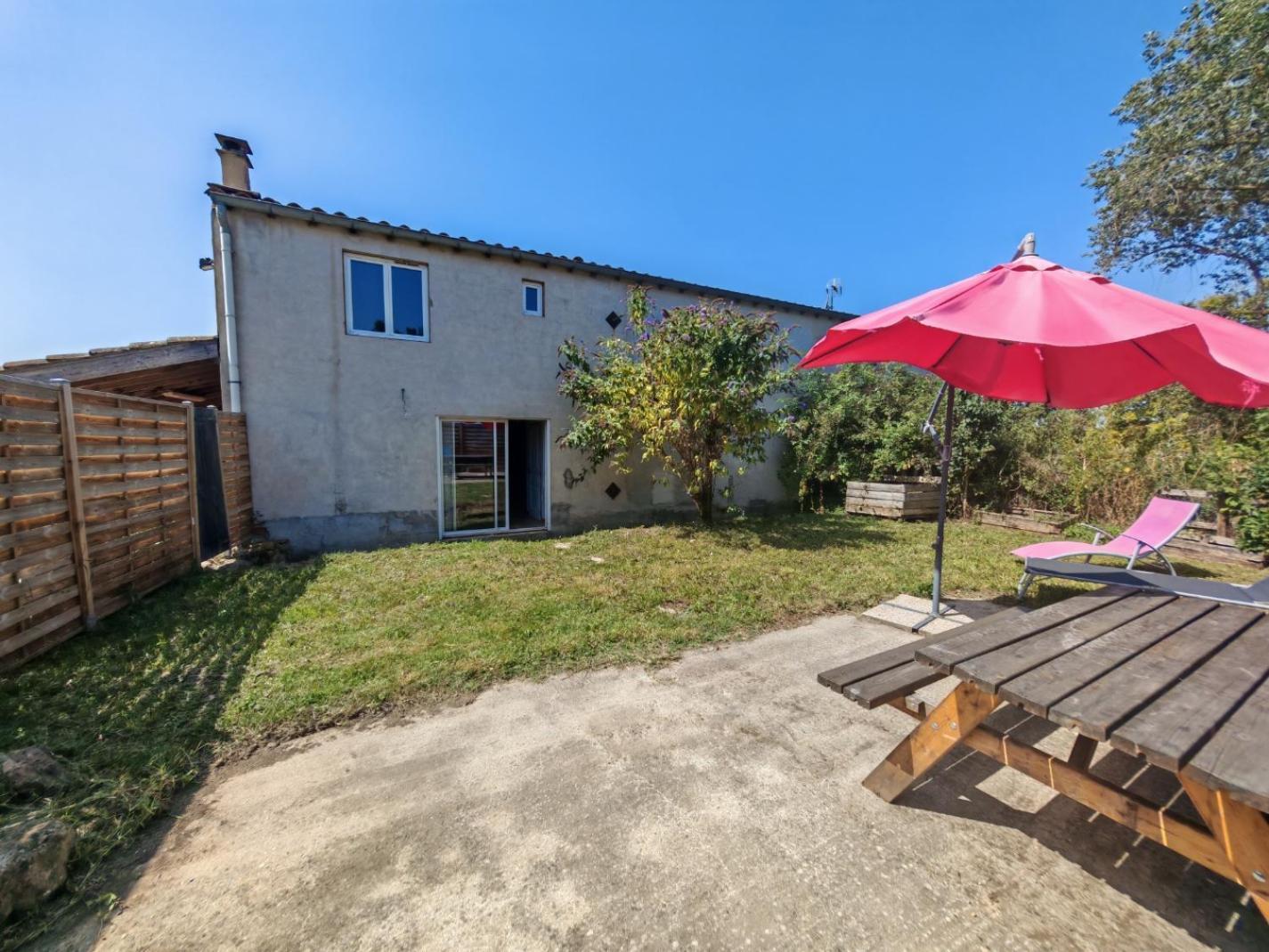 Terres De Barrejat Villa Cazals-des-Bayles Exterior photo